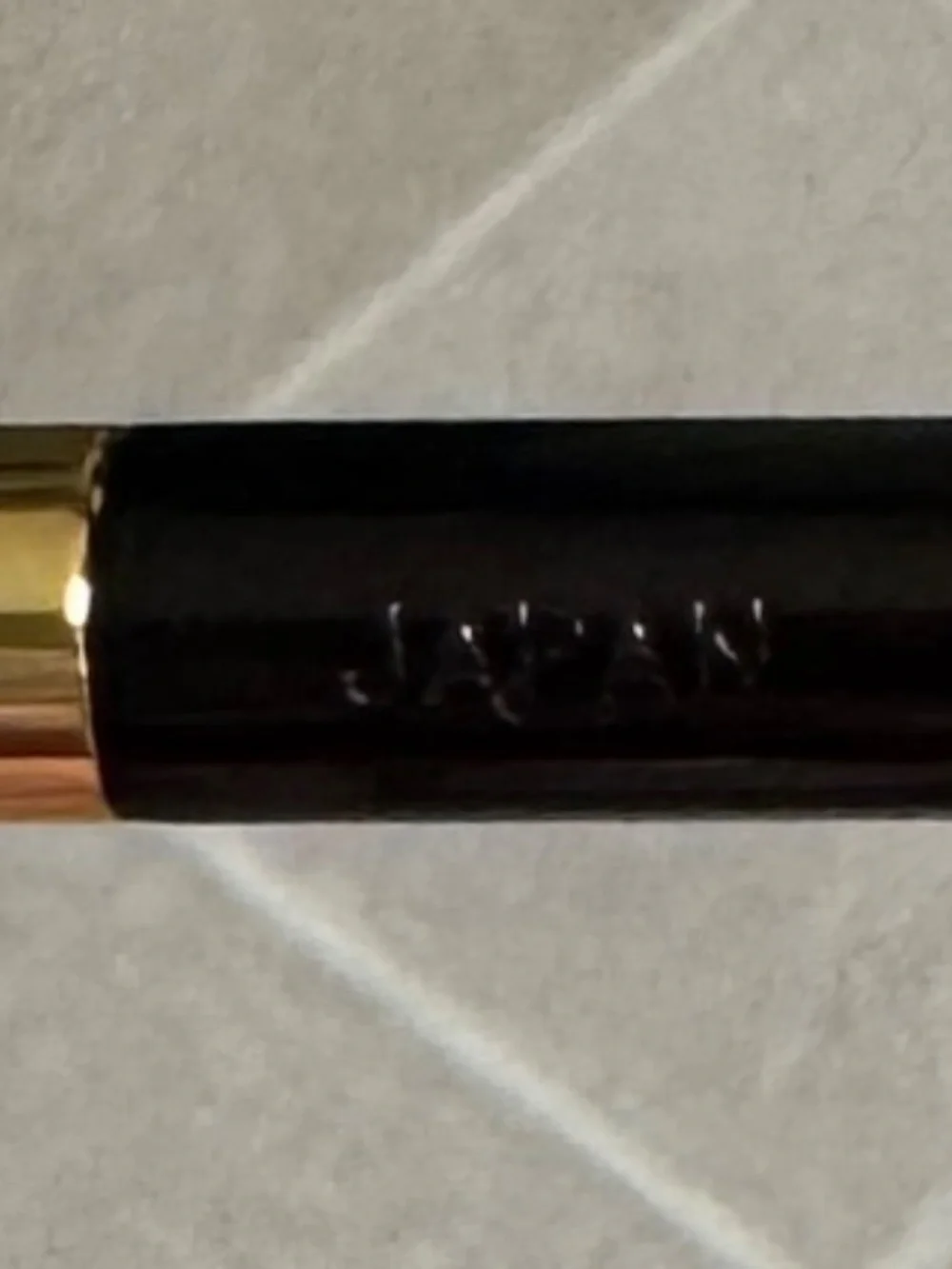 *NEW* - TOM FORD Eye Shadow Brush, #11 - Picture 5 of 5